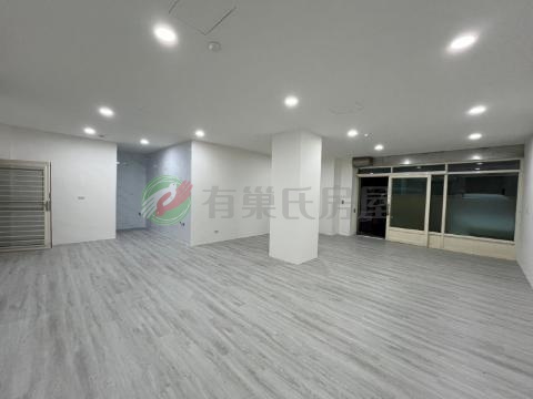 南亞商圈萬寶鎮B一樓大面寬前後臨路店面 桃園市中壢區龍昌路