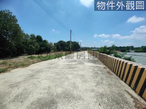 岡山燕巢/看岡山之眼/臨路/近中竹路/景觀農地  高雄市燕巢區瓊中段