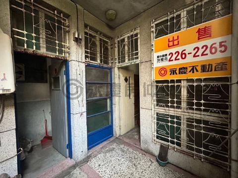 東門路復古老舊建築 買地送屋 台南市東區東門路一段