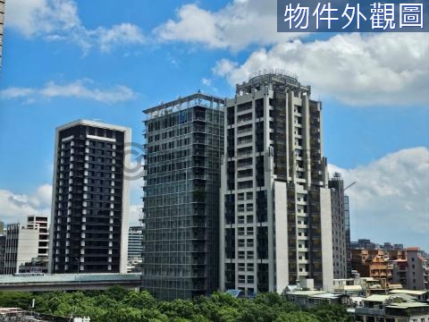 富邦藝樹帝王樹海 台北市大安區