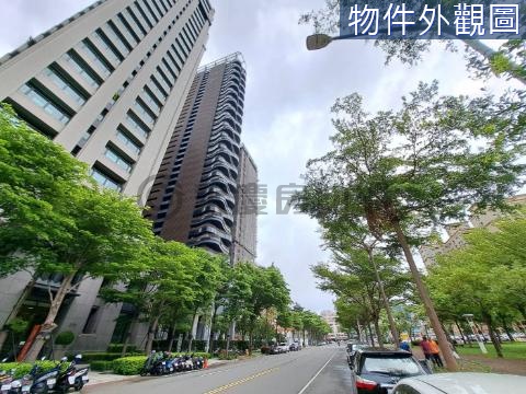 農十六華人匯鋼骨制震宅高樓景觀雙平車豪邸 高雄市鼓山區龍勝路