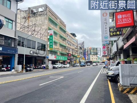 愛上南區近新天地復古稀有透天(門口可停車) 台南市南區新興路