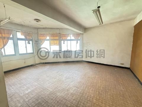 龜山最強的戰地風公寓自行裝潢美屋 桃園市龜山區信義街