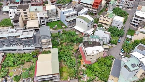 🌱專任！南投市住宅建地｜大面寬無風水抗性 南投縣南投市成功段