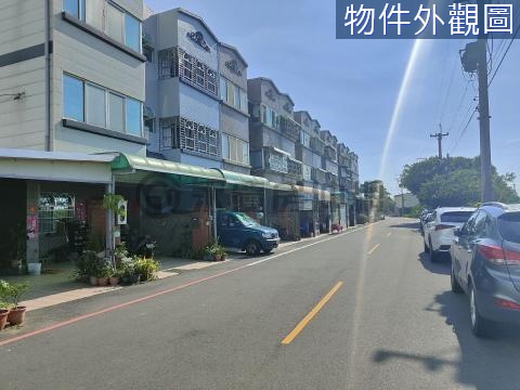 (愛)近新坡市區~前院停車漂亮透天 桃園市觀音區大富路