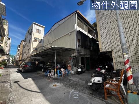 ☆鼎山家樂福輕軌站旁小邊間透天☆ 高雄市三民區大順二路