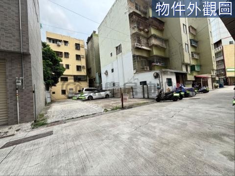 高雄亞灣港灣旅運中心方正收租建地 高雄市苓雅區苓雅寮段