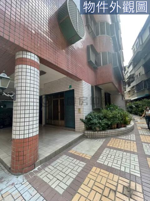 新營建業路1+2樓超值店住 台南市新營區建業路