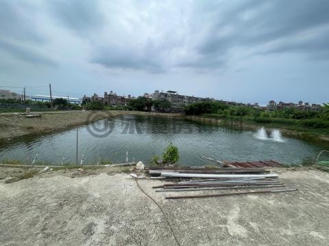 岡山寶米路地主很有誠意要賣魚塭 高雄市岡山區石螺段