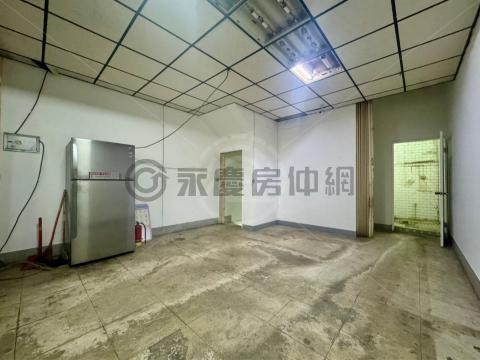 v.漢口商圈🍎櫻花捷運站臨路可營業登記透天店面 台中市西屯區甘州五街