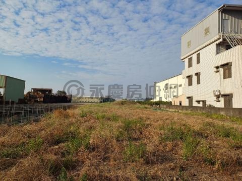 鳥松大同路上方正臨雙面路都計內農地 高雄市鳥松區坔埔段