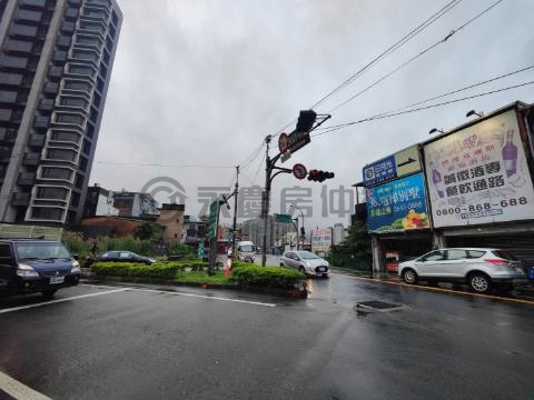 M456 獨家~汐萬路透天厝稀有釋出 新北市汐止區汐萬路一段