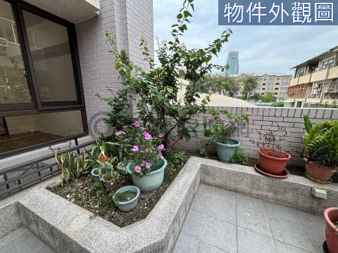 〔花媽推薦〕北區輕屋齡蛋黃區全新大三房車位華廈 台中市北區陝西東一街