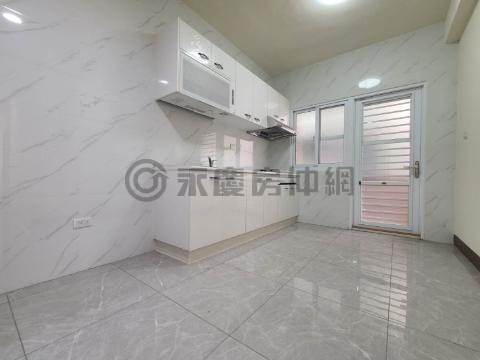 華鳳特區熱帶試驗所公寓3樓 高雄市鳳山區鳳松路