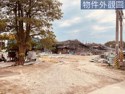 岡山軍校段雙面臨路稀有大面積農地	 高雄市岡山區軍校段