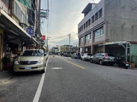 南埔8街近全家俗店面 花蓮縣吉安鄉南埔八街