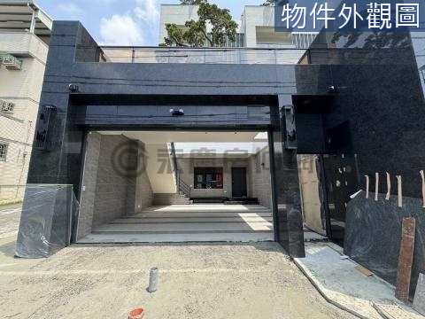 鳥松仁美大地坪大面寬全新未住電梯豪宅雙車墅(一) 高雄市鳥松區大竹路