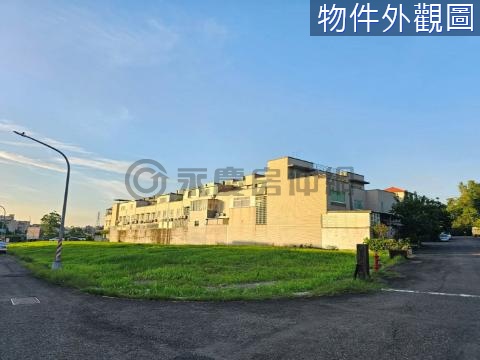 小港鳳山水庫旁三面臨路大面寬建地 高雄市小港區坪鳳段