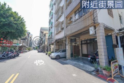 ✯高醫商圈｜採光面寬透天｜屋況好可做店面 高雄市三民區晉元街