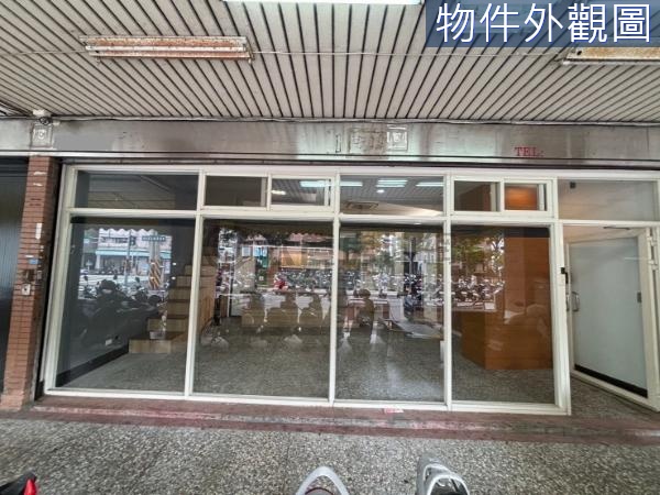 CT太原車站園道旁挑高樓店騎樓停車