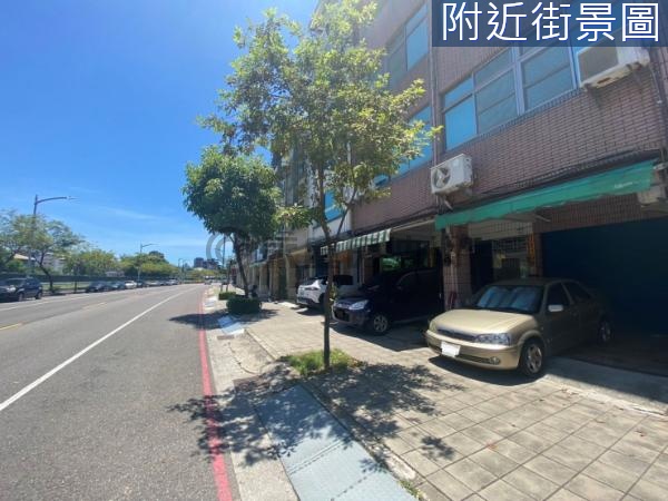 凱旋輕軌站旁正路面寬大空間黃金透店