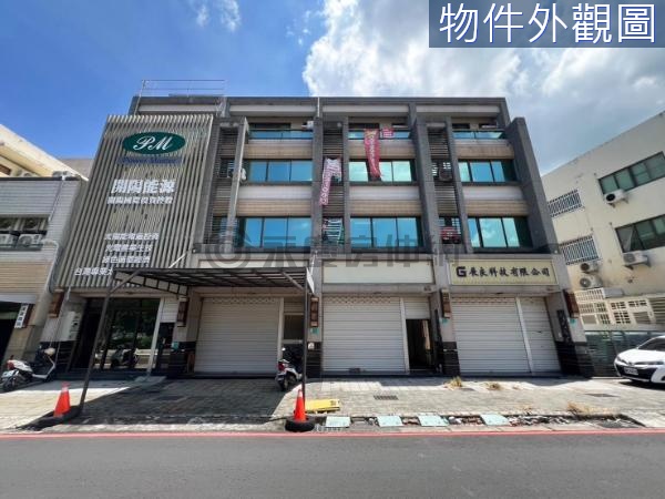 歸仁高鐵旁臨交流道典藏四房透天店面