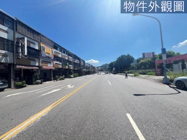 正東山路近松竹交流道大地坪店面