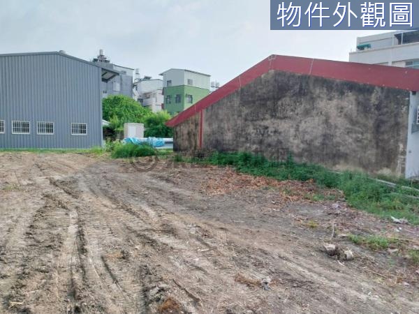 麻豆市中心國小旁臨十米路七百坪建地