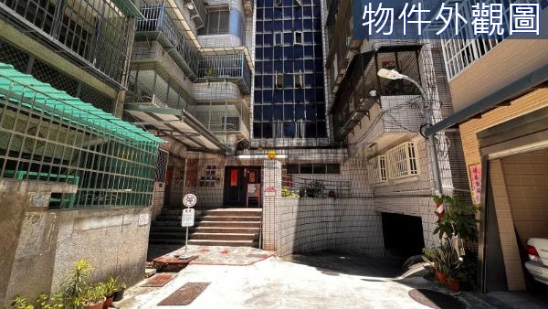 三信家商武慶商圈陽台進出翻新公寓四樓