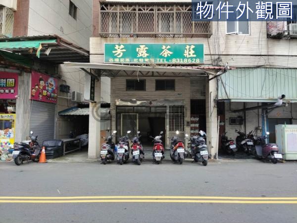 小港草衙-三角窗全家超商對面-面寬店住1+夾