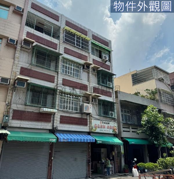 新庄仔天公廟早市透天金店