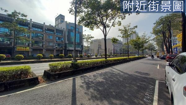 左營榮總商圈臨路店面