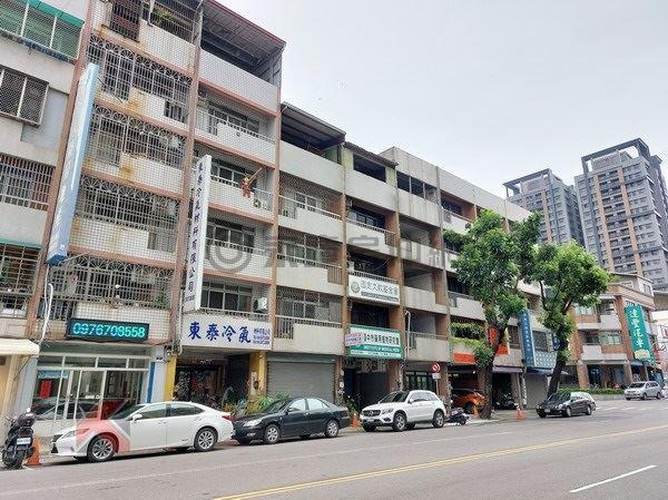 五期正大墩路吃市透店