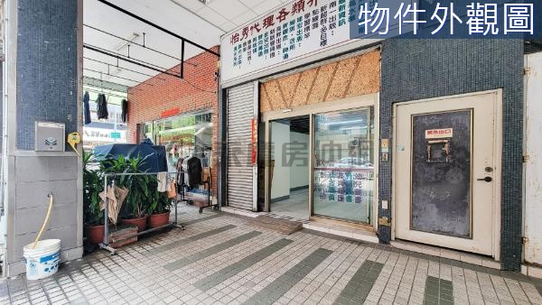 建工商圈面寬深藏不露大空間黃金店住+平車＃不淹水