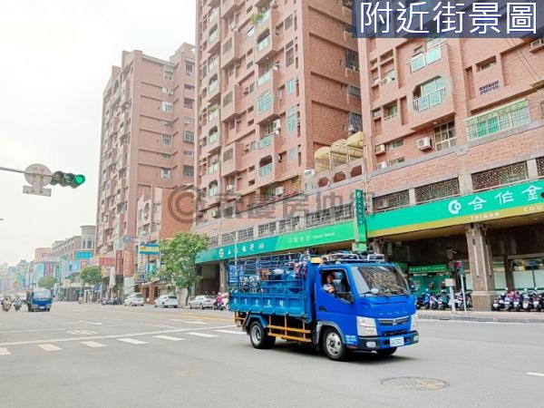 建工商圈有市店面有電梯正5樓前路後巷