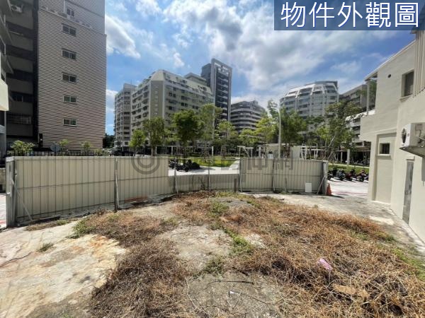 鹽埕埔捷運~公園景觀~大面寬~商四建地