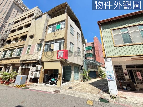 漢神百貨本館商圈街上透天邊間店面