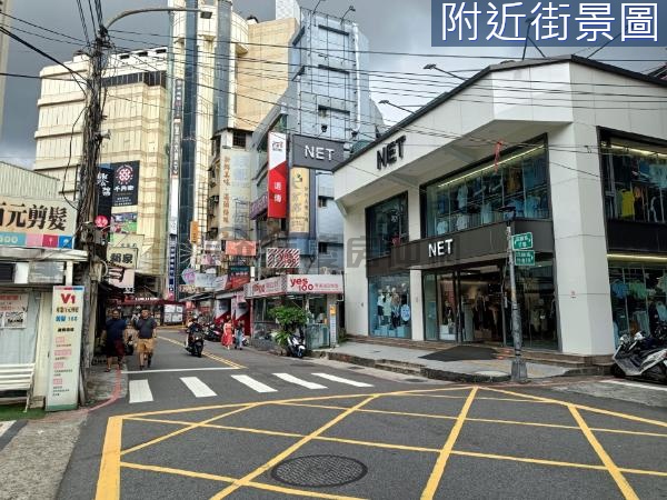 金源廣場三角店面