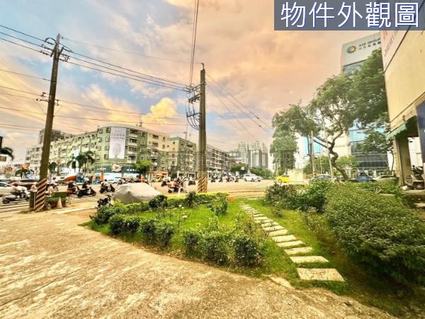 楠梓德民商圈/30米大路旁黃金店面