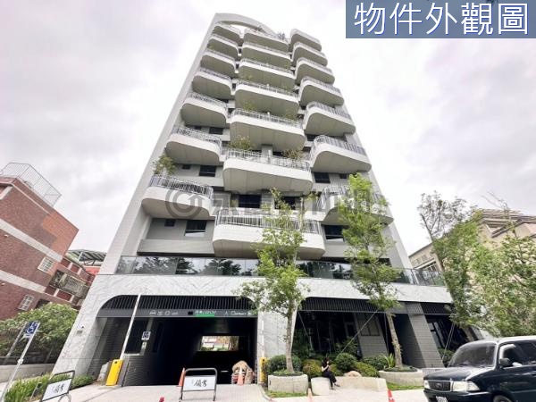 【DJ】東區秀泰坤悅領秀全新交屋三房平車大露臺1