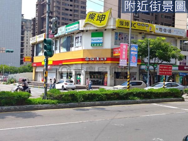 A9三井OUTLET商圈金店面