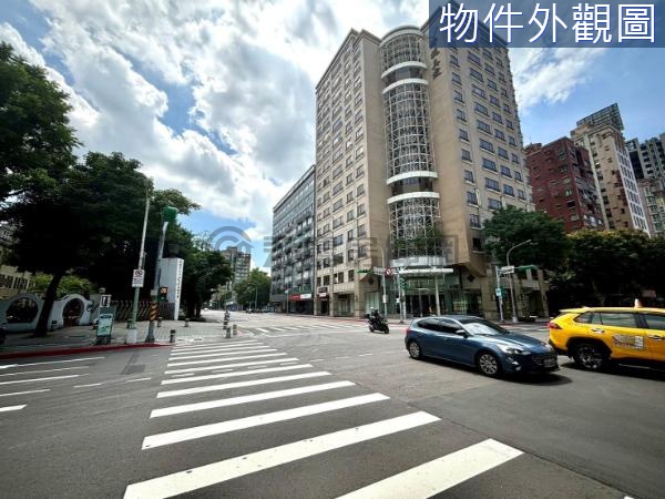 中山女高金店面