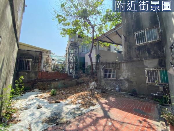 左營大路旁２米巷住四方正小小建地