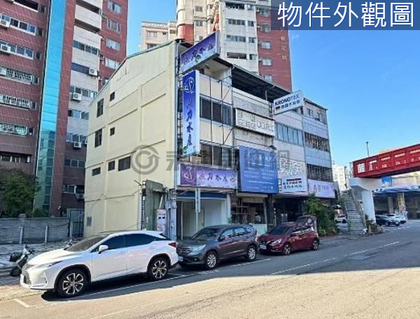 ㊣忠明南路大面寬透店旁邊就是南屯路