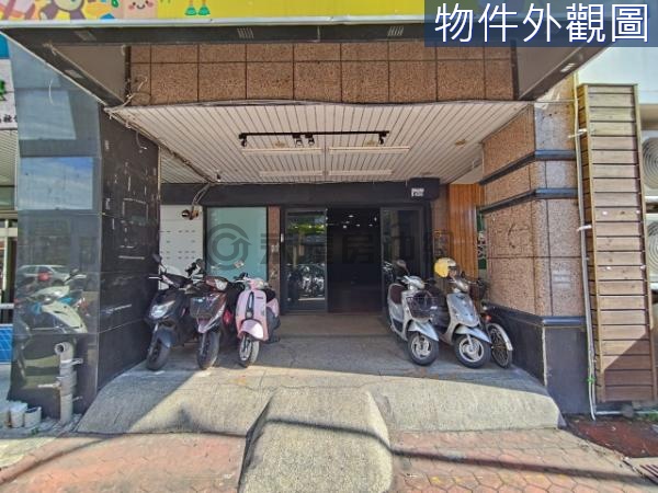 獨家大里市中心近8米大面寬黃金店面