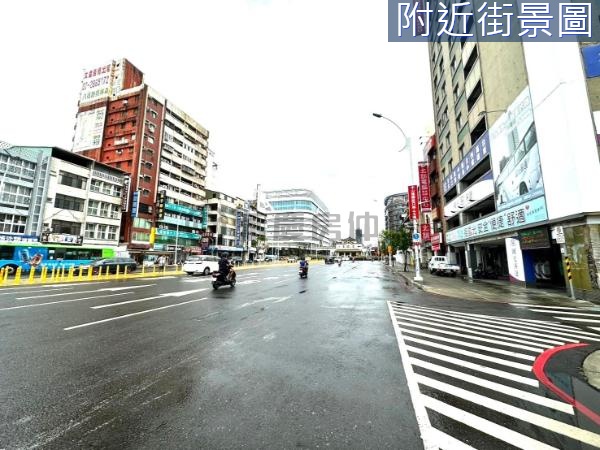 ★高雄火車站市中心邊間大地坪金透面★