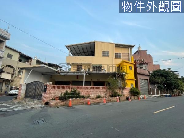 仁武北屋社區三角窗大地坪豪宅車墅