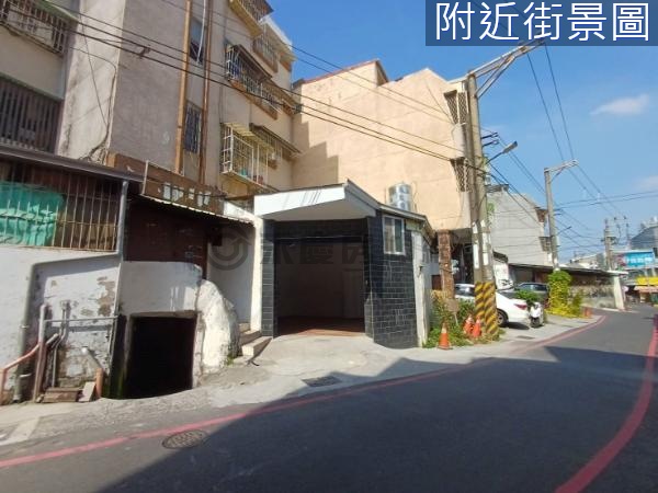 華鳳特區可停雙車全新翻修公寓一樓