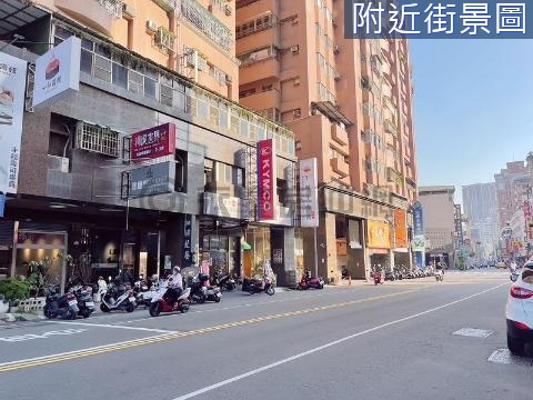 巨蛋【富國路】精華地段金店面 高雄市左營區富國路