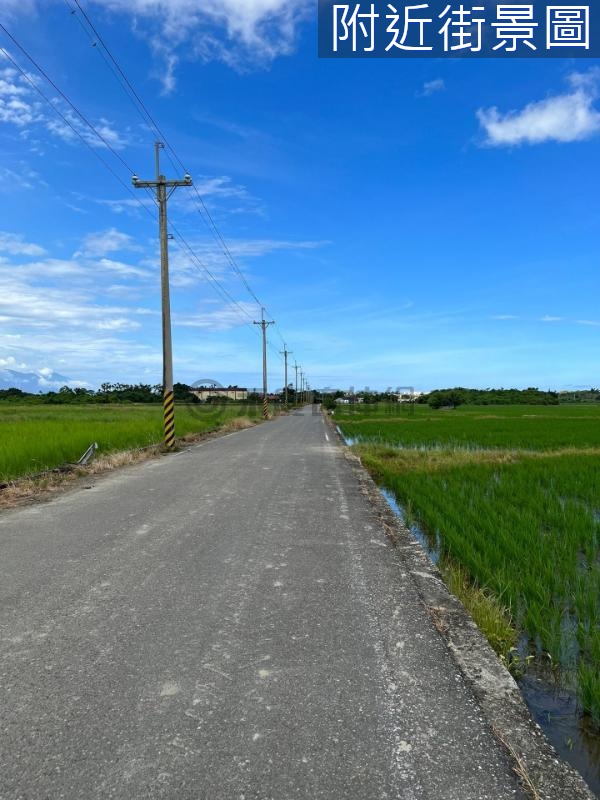 專任-佳林村附近有多處民宿美麗的稻田16F062